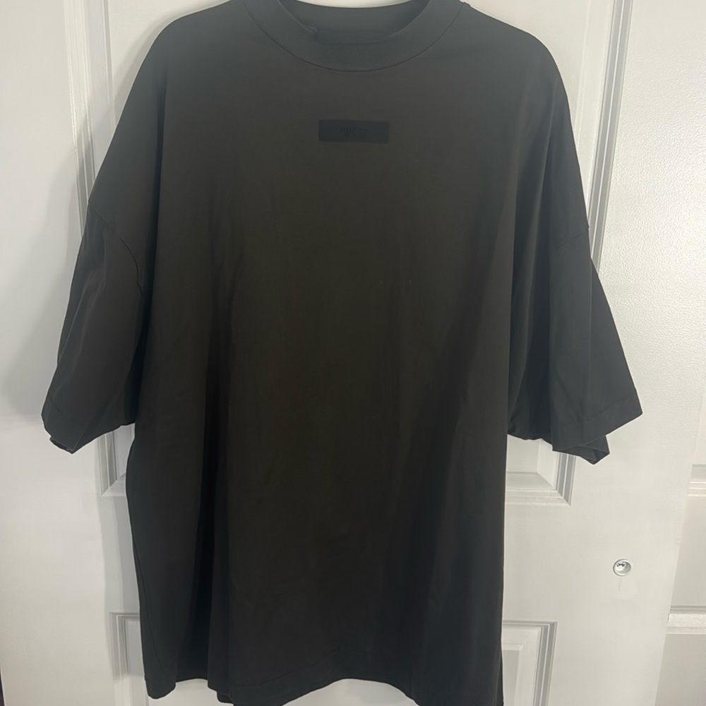 Men’s - Essentials Oversized T-Shirt - Size XL